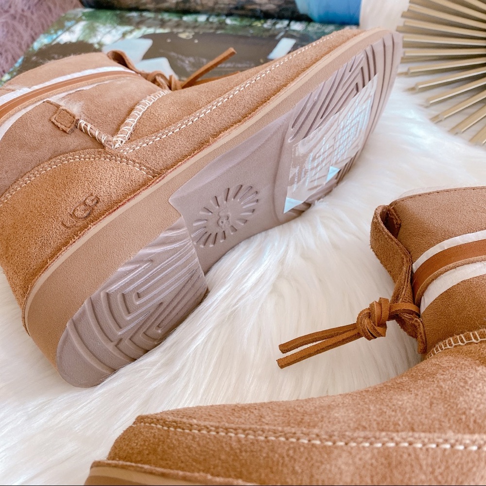 Ugg ESTHER Boot. Chestnut - Picture 3 of 6